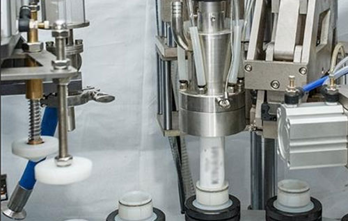 Elbe�f(w��n)���S�ڰ��b�C(j��)е�N��(bi��o)�C(j��)�đ�(y��ng)��